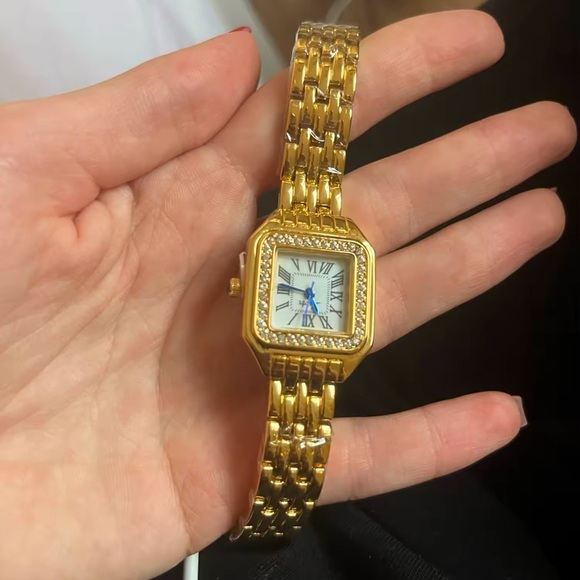 Panthere Classic Gold Crystal Stainless Steel Watch& Alhambra Gold Bracelet Set - Picture 12 of 16